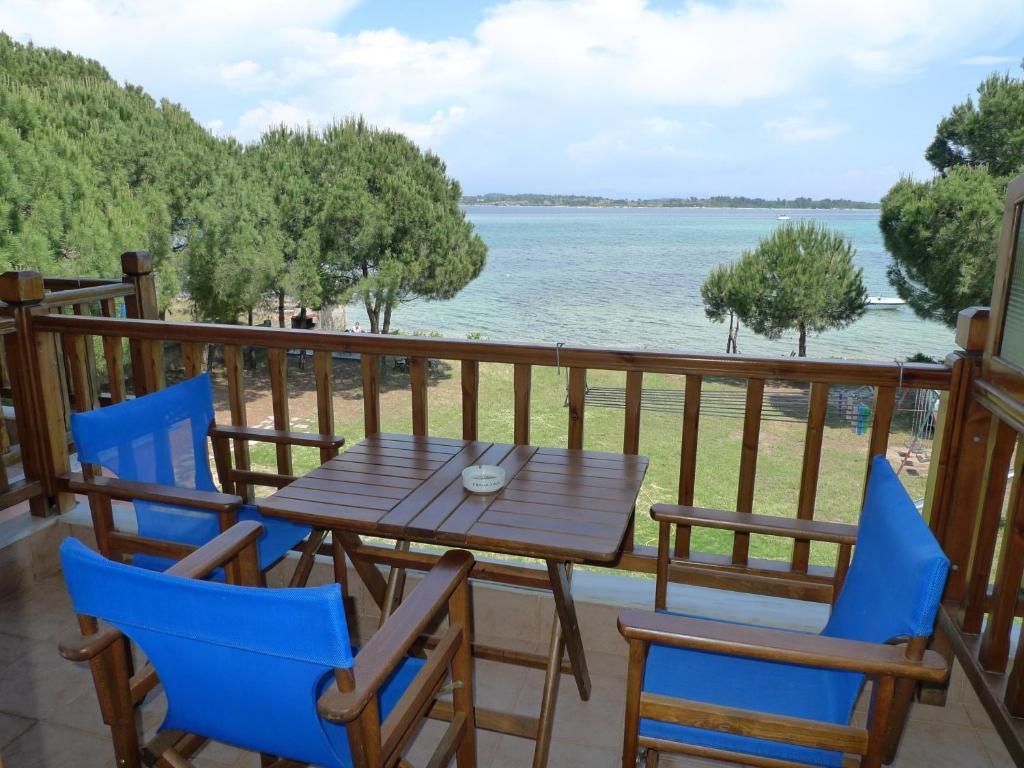 Studios Efi Beach Vourvourou Eksteriør bilde